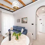 Appartamento One Bedroom With Balcony *