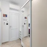 One Bedroom With Balcony Appartamento *
