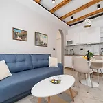 One Bedroom With Balcony Appartamento *
