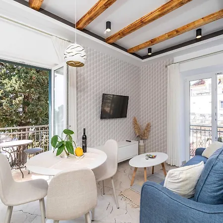 One Bedroom With Balcony * Mlini