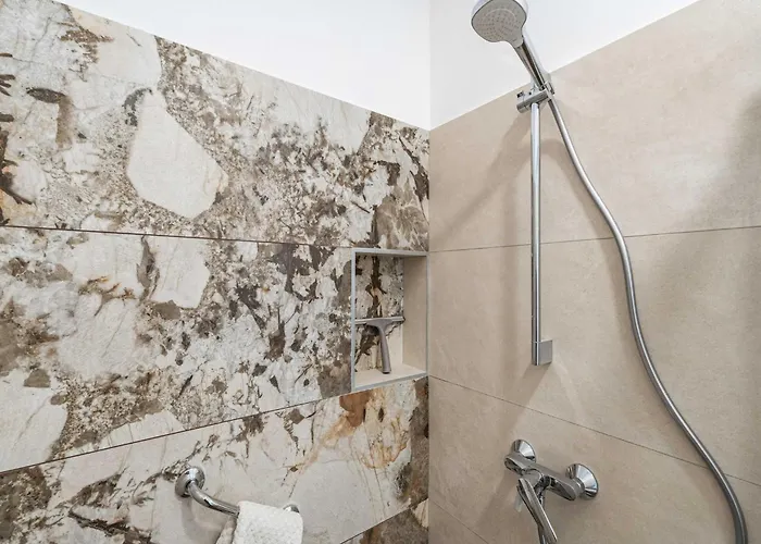 아파트 One Bedroom With Balcony