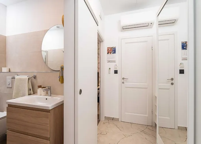 One Bedroom With Balcony