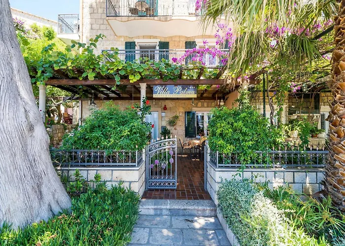 One Bedroom With Balcony 아파트 *